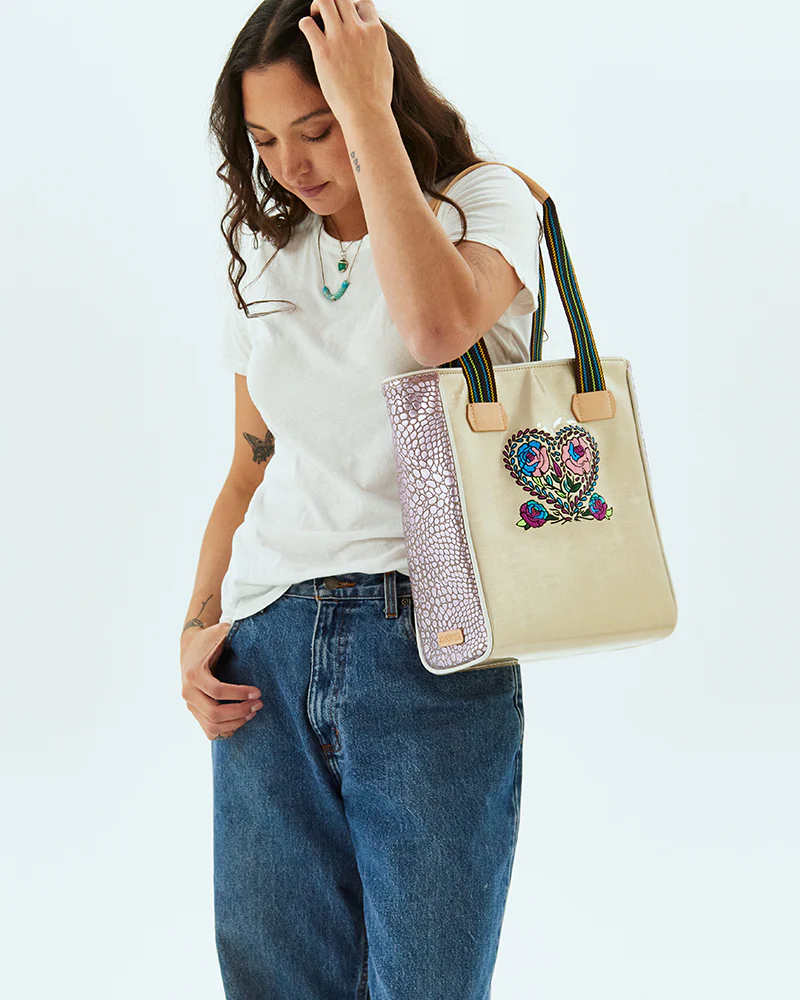 Char Chica Tote - Image 8