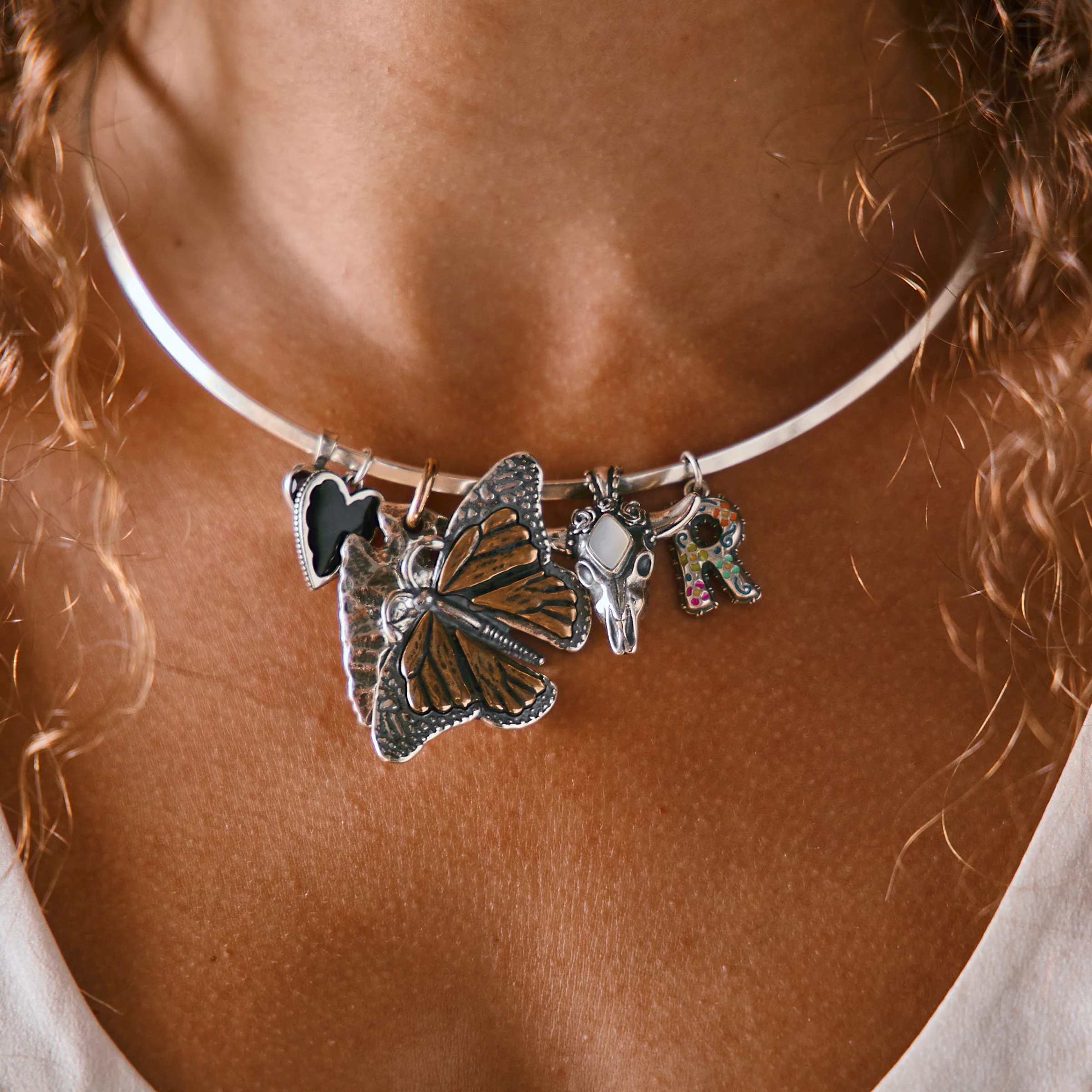 Collet Neck Collar - Image 3