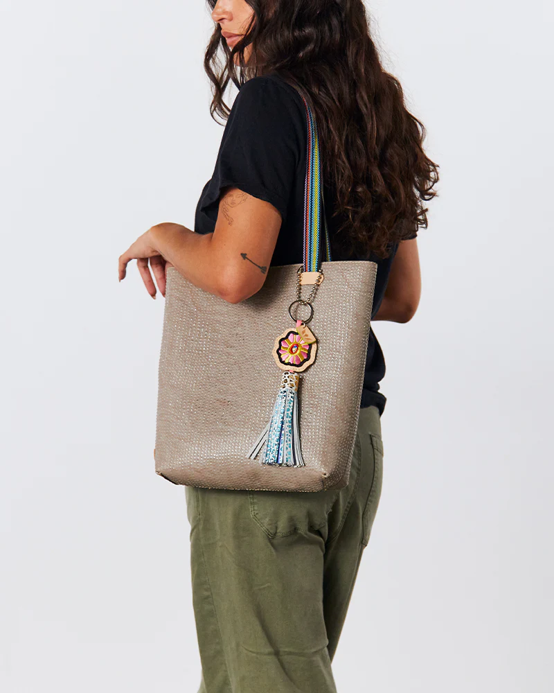 Juanis Everyday Tote - Image 7
