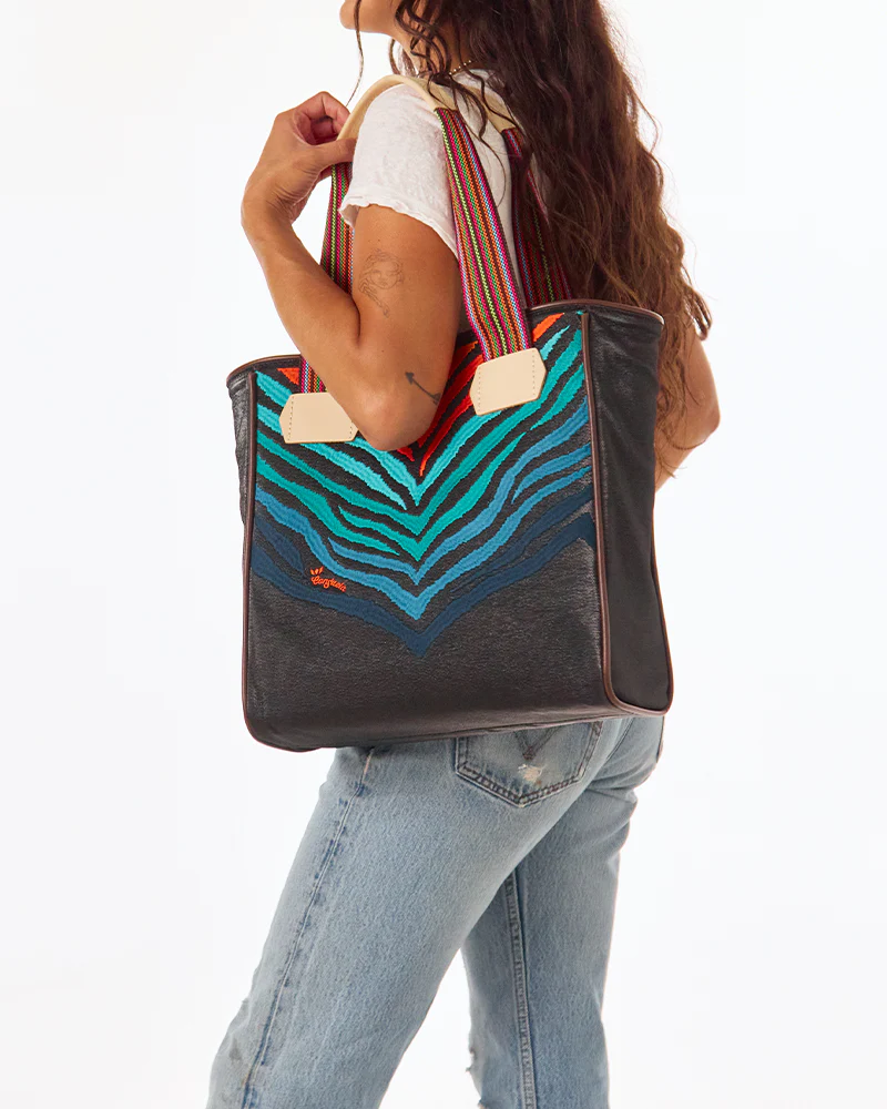 Noah Classic Tote - Image 8