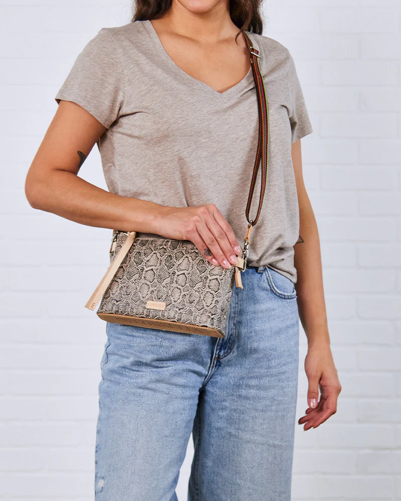 Wynn Midtown Crossbody - Image 7